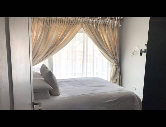 2 BEDROOM APARTMENT FOR SALE IN GLENEAGLES